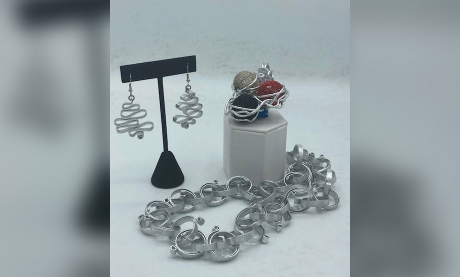 Creating Jewelry with Aluminum Wire