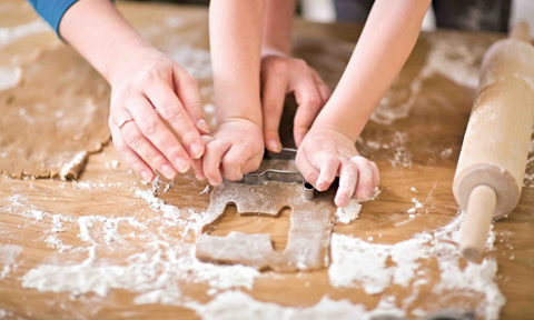 Kids in the Kitchen: Holiday Edition